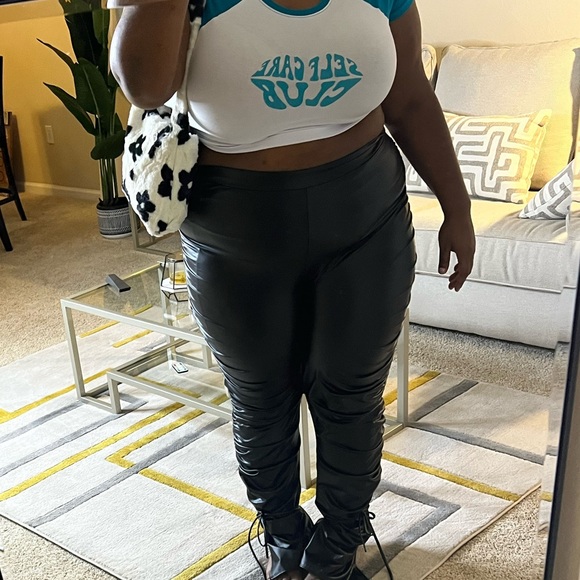 STACKED LEATHER PANTS | Size XXXL - Picture 3 of 3